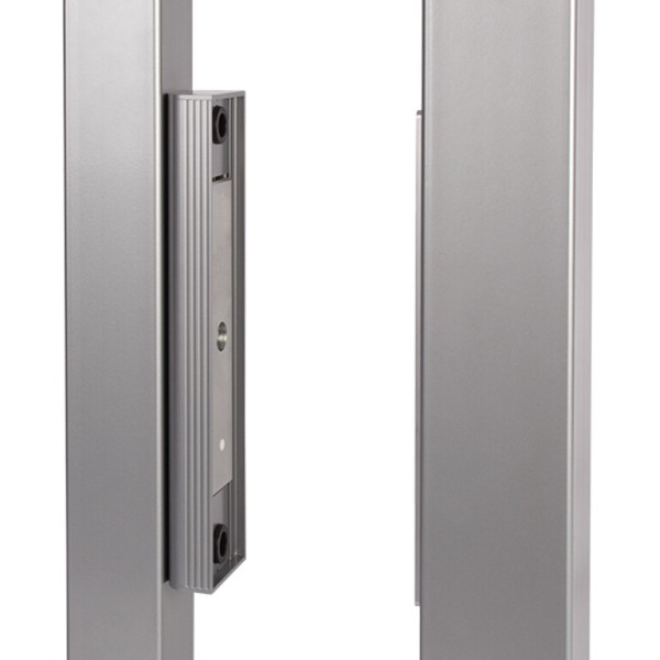Integrated magnet lock for sliding gates in Silver