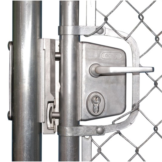 Chain link tension bar adaptor for standard gate locks