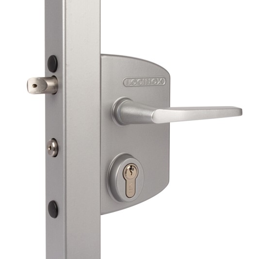 Surface mounted anti-panic gate lock for Square 1-1/2" to 2-1/2" profiles in silver with No handle & Cylinder: VSZ - Keyed to differ