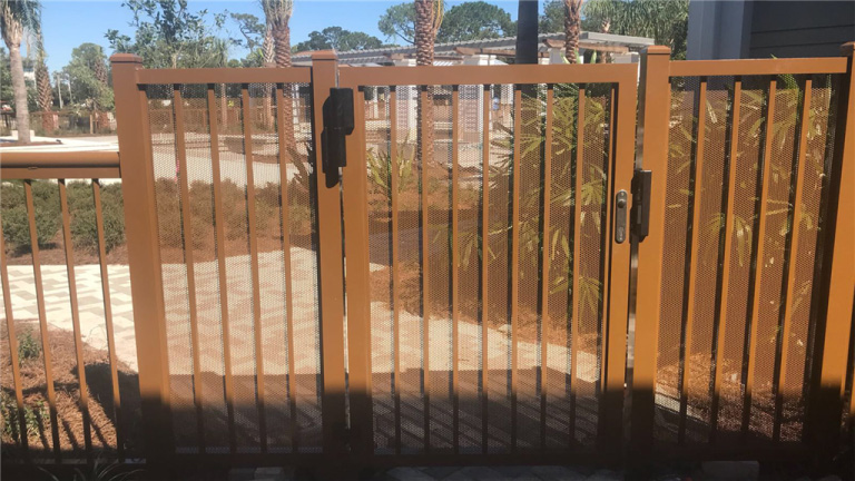 Locinox Gate Install